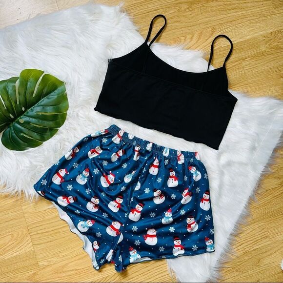 SHEIN | Christmas Themed Pajama Set Medium - Picture 3 of 4